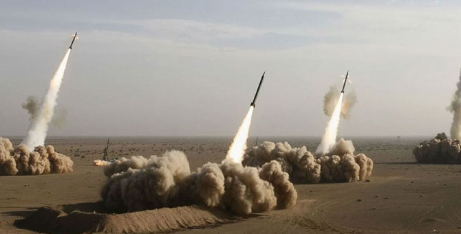 İran'dan İsrail'e bomba yüklü İHA'larla misilleme saldırısı