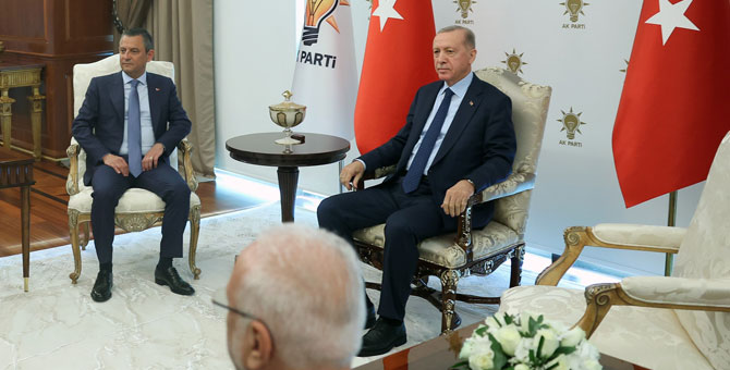 Özgür Özel ile Cumhurbaşkanı Erdoğan arasında tarihi görüşme