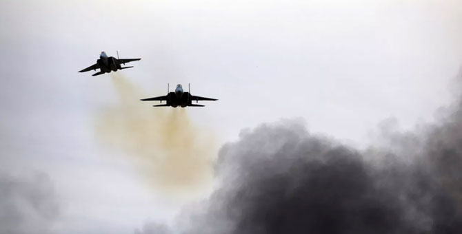 İsrail savaş uçakları Suriye'yi bombaladı