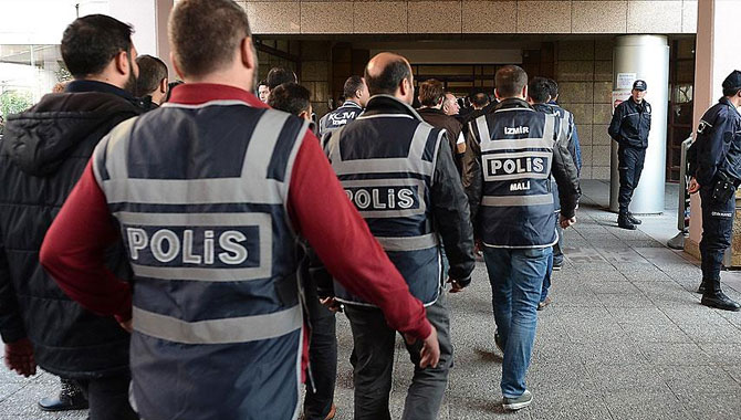 16 ilde FETÖ'nün Emniyet içindeki 'mahrem yapılanması'na darbe!