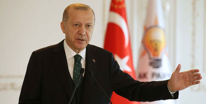 Erdoğan gençlere seslendi: '8 ay sonra birilerini deli edeceksiniz'