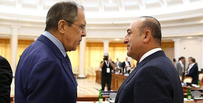 Dışişleri Bakanı Çavuşoğlu'ndan Rus mevkidaşı Lavrov'la kritik görüşme