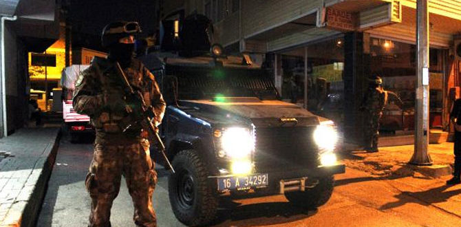 Ankara'da IŞİD operasyonu: 18 'yabancı savaşçı' yakalandı, 7 kişi aranıyor