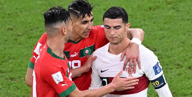 Dünya Kupası'nda bir şok da Portekiz'e... Fas yarı finalde