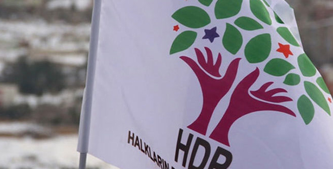 HDP'nin hazine yardımı hesabına bloke konuldu