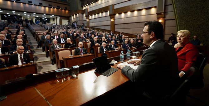 Eski bakan, vekil ve parti başkanlarından İmamoğlu'na destek ziyareti