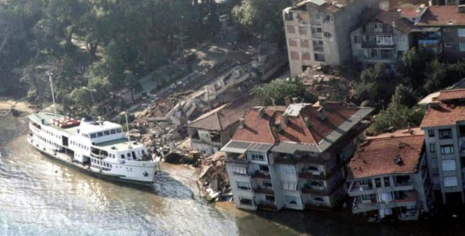 İstanbul'da olası 7.5'lik bir depremde ilçe ilçe can kaybı tahminleri