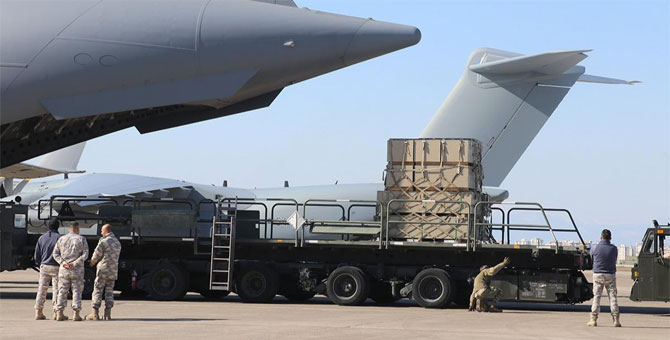 Birleşik Arap Emirlikleri'nden depremzedelere 215 uçaklık yardım