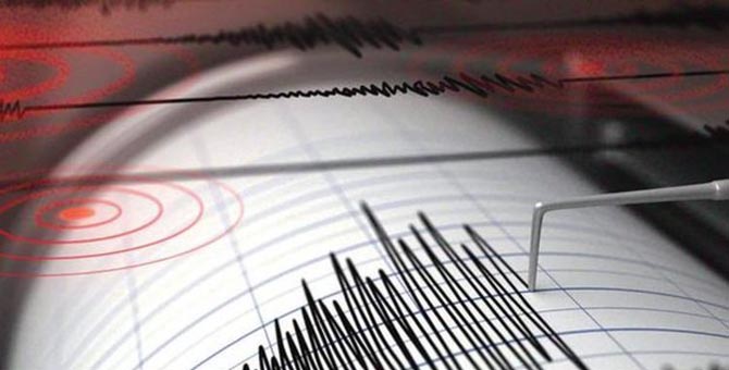 Ege Denizi'nde 4.7 şiddetinde deprem