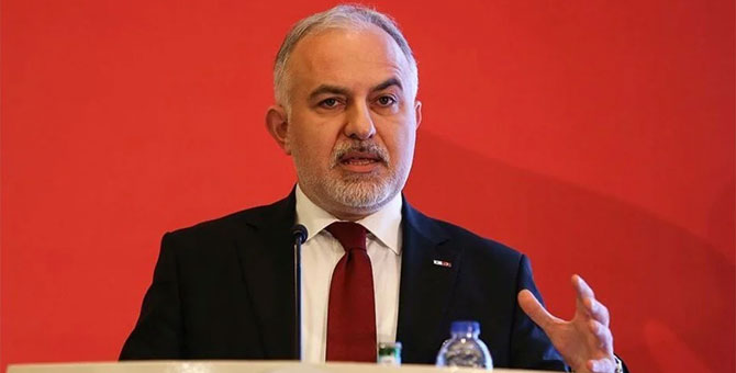 Kızılay Başkanı Kerem Kınık'a bir eleştiri de Bakan Varank'tan