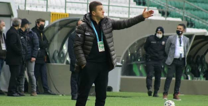 Fenerbahçe maçı öncesi Giresunspor'un hocası istifa etti