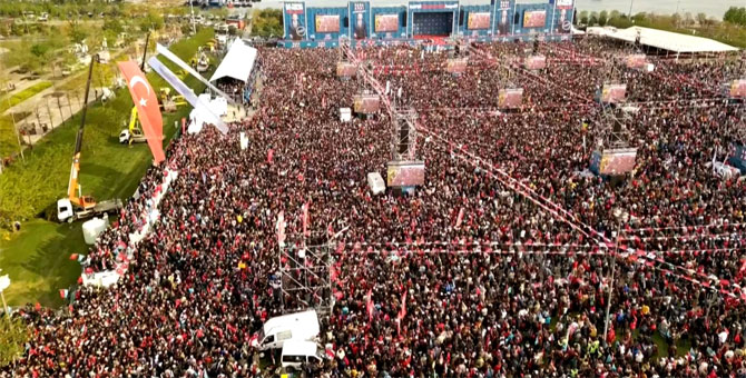 Yüz binler 'Büyük İstanbul Mitingi'ndeydi: 'Birlikte huzur içinde yaşayacağız'
