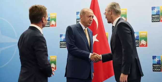 Erdoğan, Stoltenberg ve Kristersson'dan kritik buluşma
