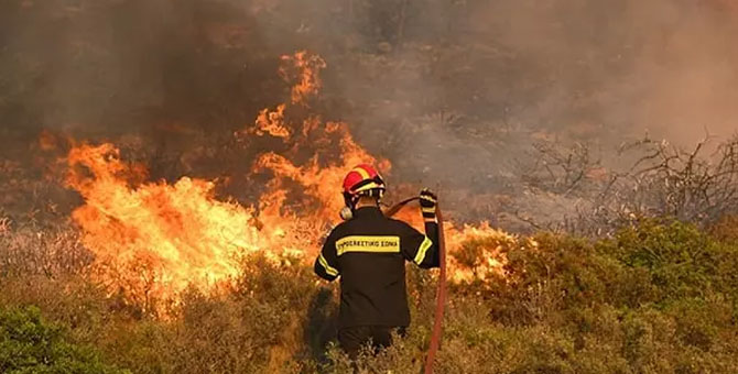 Rodos'ta 6 gündür devam eden yangında sabotaj şüphesi
