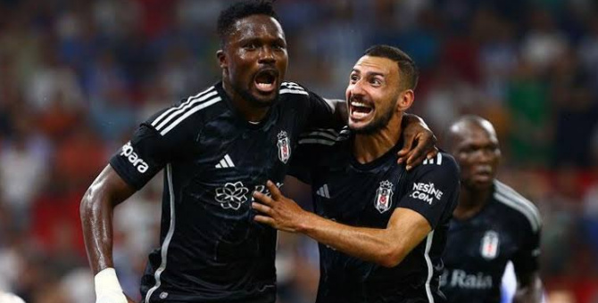 Beşiktaş, Tirana'yı rahat geçti: 2-0