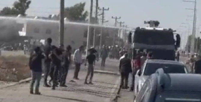 Şırnak'ta eylem yasağına uymayan gruba polis müdahalesi