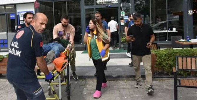 İzmir'de Adliye önünde silahlı çatışma: 1 ölü, 4'ü ağır 5 yaralı
