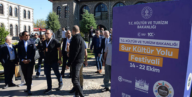 Sur Kültür Yolu Festivali başladı, konser ve gösteriler iptal edildi