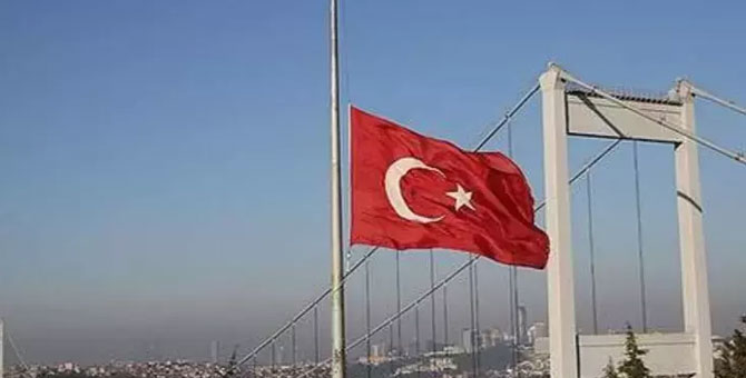 Türkiye'de 3 günlük milli yas ilan edildi