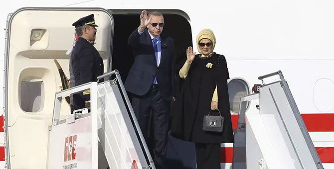Özbekistan'a giden Erdoğan yurda döndü