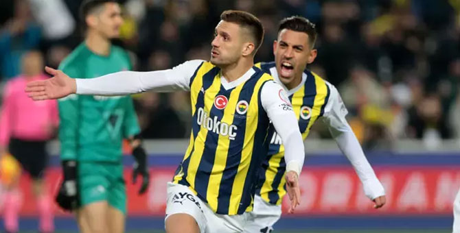 Fenerbahçe Karagümrük'ü devirdi, zirveye yükseldi