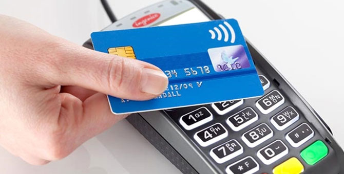 Kredi kartı kullananlara kötü haber: Faizler artırıldı