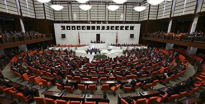 Ek bütçe için kanun teklifi Meclis Komisyonu'nda kabul edildi