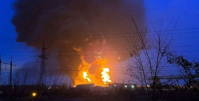 Ukrayna'ya kimyasal saldırı suçlaması: 'Asit tankını havaya uçurdular'