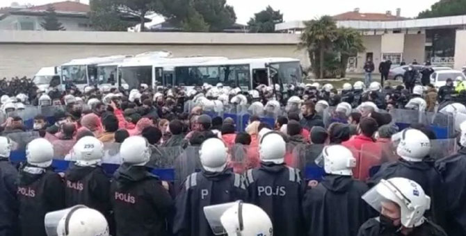 Emniyet'ten Migros açıklaması: Uyarılara aldırmayan 68 kişi yakalandı