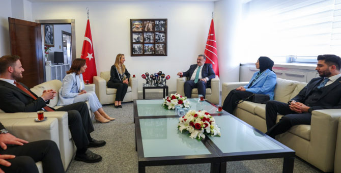16 siyasi partiden CHP'ye bayram ziyareti