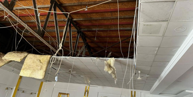 Tokat'ta korkutan deprem!.. Düğün esnasında tavan çöktü