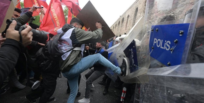 1 Mayıs İşçi Bayramı'nda Taksim arbedesi: 217 gözaltı