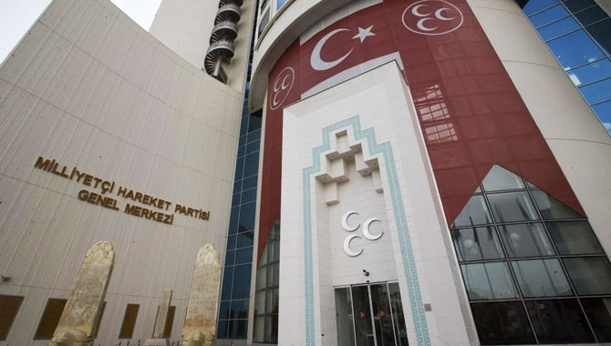 MHP, İstanbul İl Teşkilatı ve 39 ilçe teşkilatını feshetti