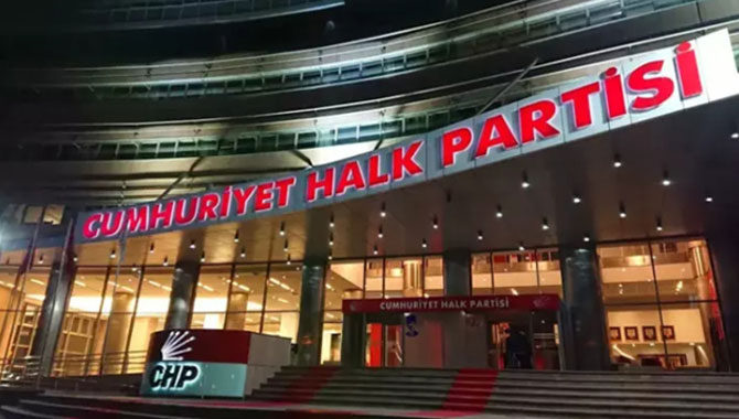 223 eski CHP'li vekilden 'derhal olağanüstü kurultay' çağrısı