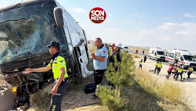 Ankara-Niğde Otoyolu'nda otobüs şarampole devrildi: Tüm yolcular yaralandı